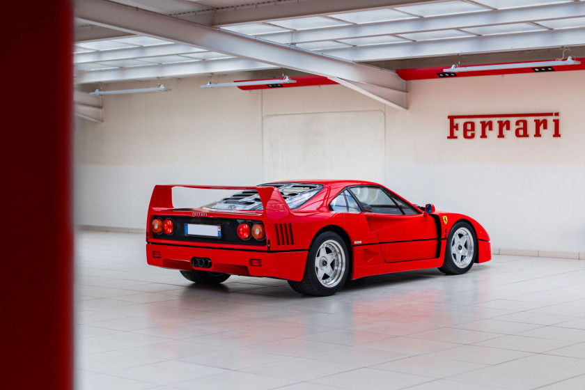 Ferraris take biggest sales at Paris Rétromobile week - Magneto