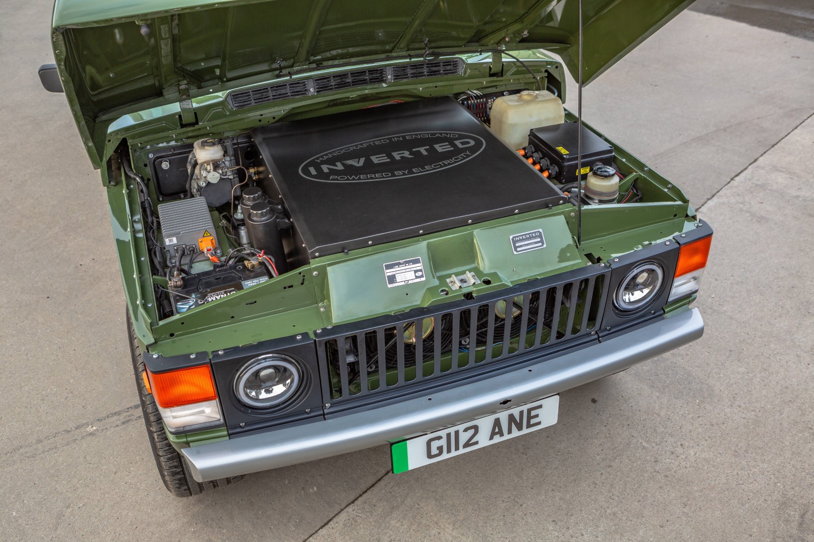 Behind the wheel of Inverted's all-electric Range Rover Classic - Magneto