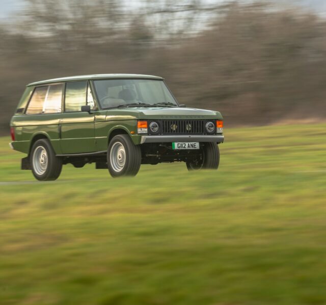 Behind the wheel of Inverted's all-electric Range Rover Classic - Magneto