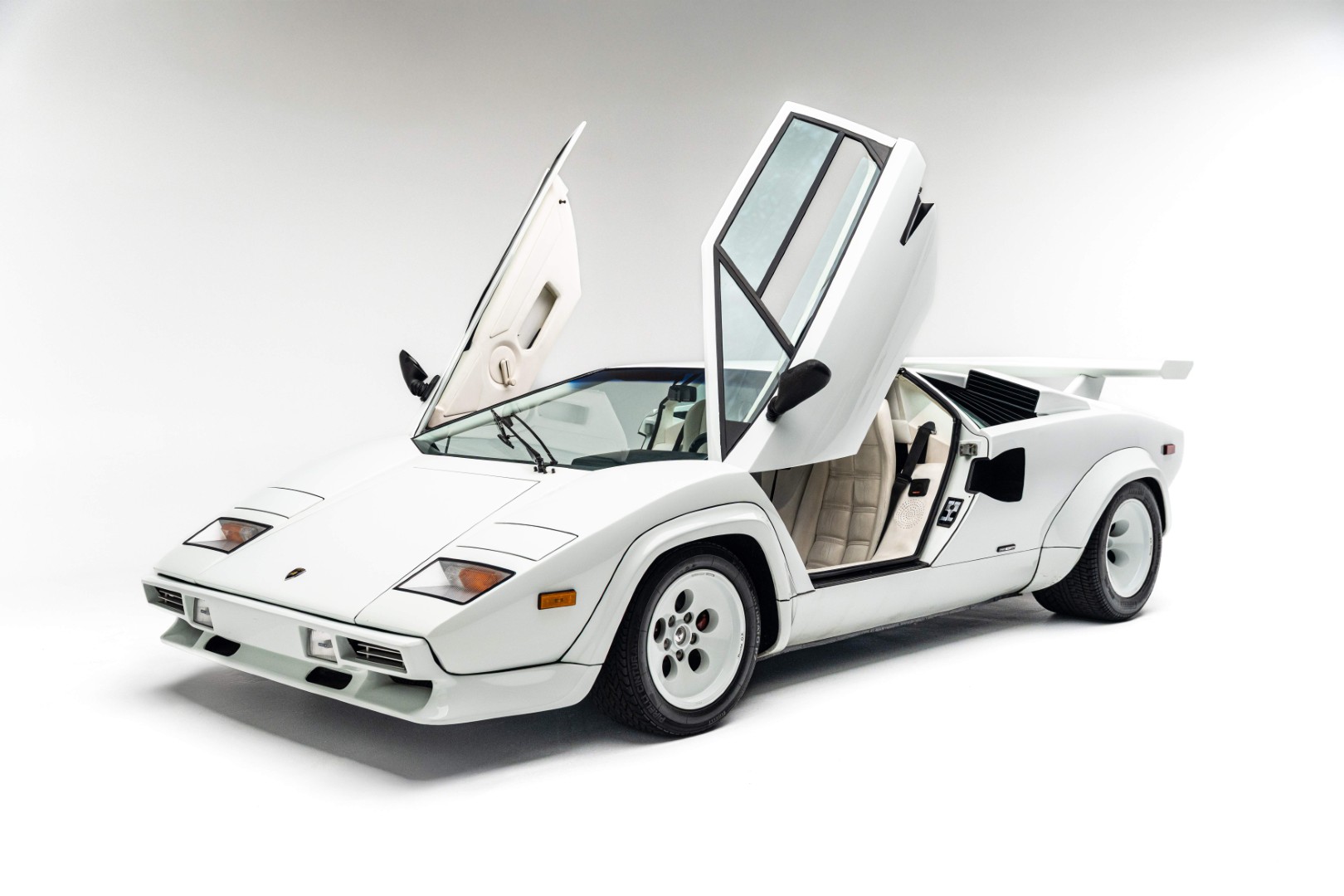 Petersen Museum celebrates RADwood icons of 1980s and 1990s with new exhibition...
