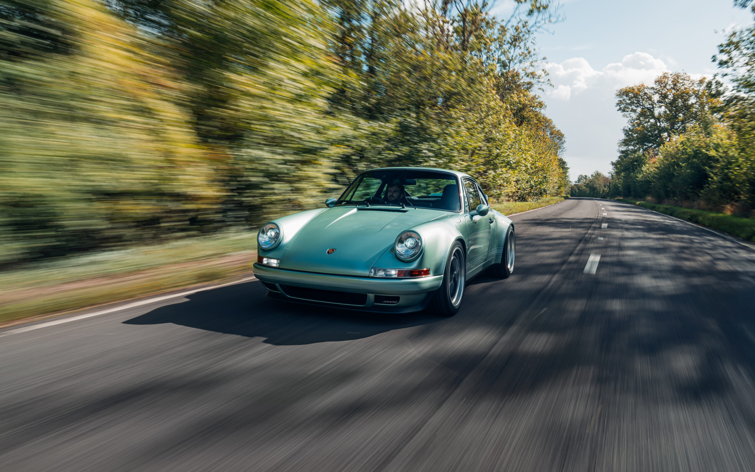 Does Theon's GBR006 Porsche 964 restomod stand out from the crowd
